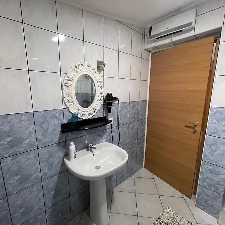 Al Cervo Tra I Laghi B&B Tavernerio